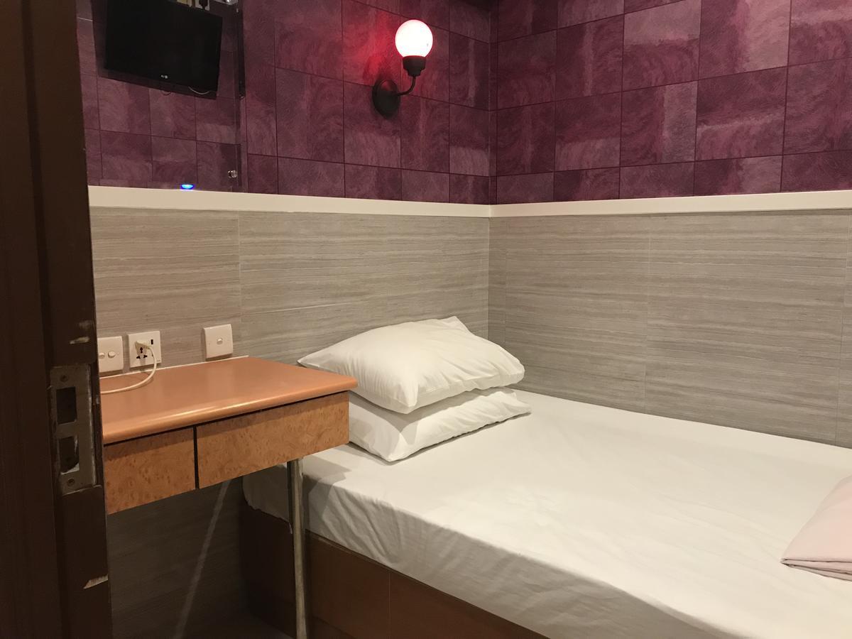 Just Inn On Nathan Road Hong Kong Exterior photo
